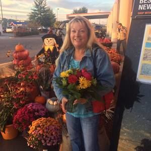 Meet your Posher, Lori